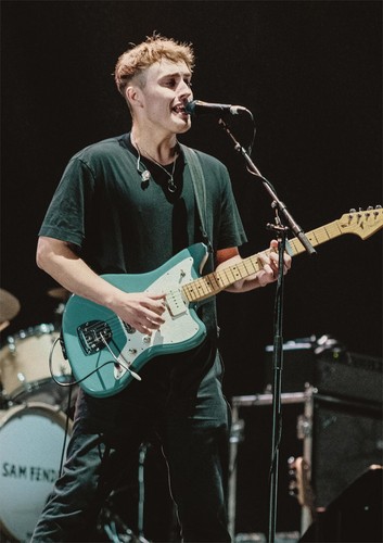 Sam fender live stage - sam, on