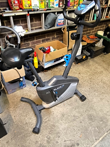 Roger black upright - roger,