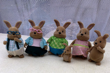 Li'l Woodzeez Bunny Burrow Family Set of 6 Rabbit Figures Maison Battat Critters