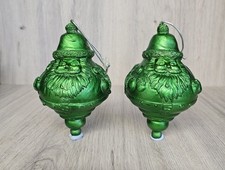 2 VICTORIAN STYLE SANTA CLAUS