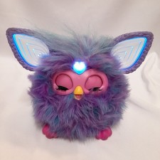Furby 2023 Edition. Purple & Pink. Blue Lights