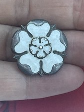  1980 Birmingham Toye, Kenning & Spencer Silver Enamel Tudor white Rose brooch 