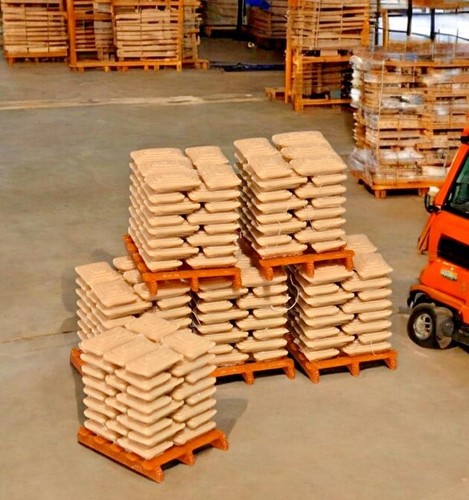 Pallets beige sacks brown - of,