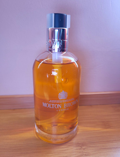 Molton brown orange bergamot - &,