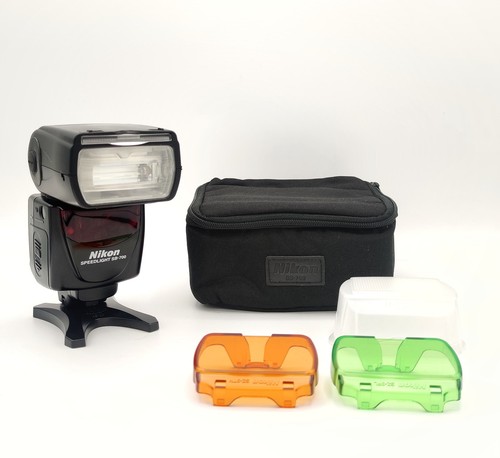 Nikon 700 speedlight - sb-700,
