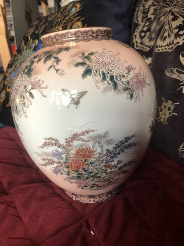 Large oriental blossom vase - large,