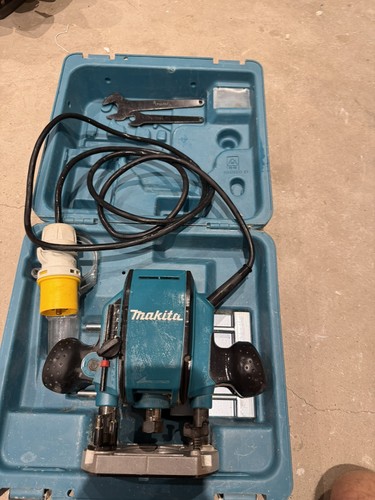 Makita rp0900 router 110v 6a - router,