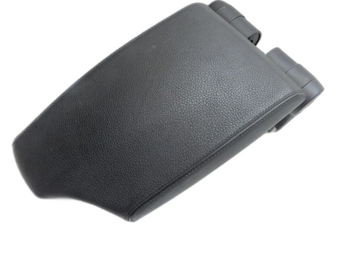 Armrests center armrest