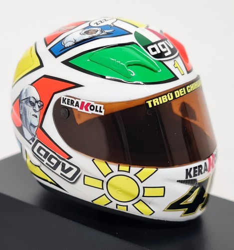 Minichamps valentino rossi - minichamps, 1/8