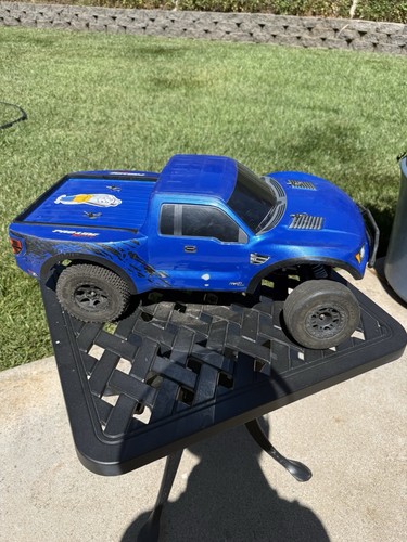 Slash 2wd traxxas truck - 2wd,