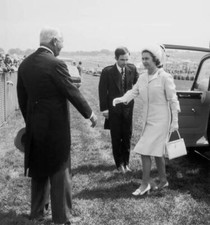 Queen Elizabeth Ii Arrives