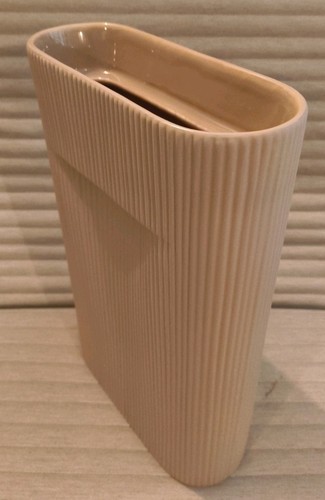 Muuto ridge vase 35cm beige - ridge,