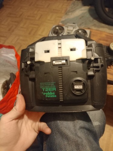 Futaba t2er channel 40mhz am - 2,