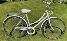 VINTAGE LADIES RALEIGH CAPRICE