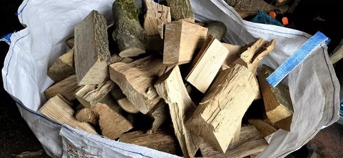 Mixed hardwood logs fire - mixed,
