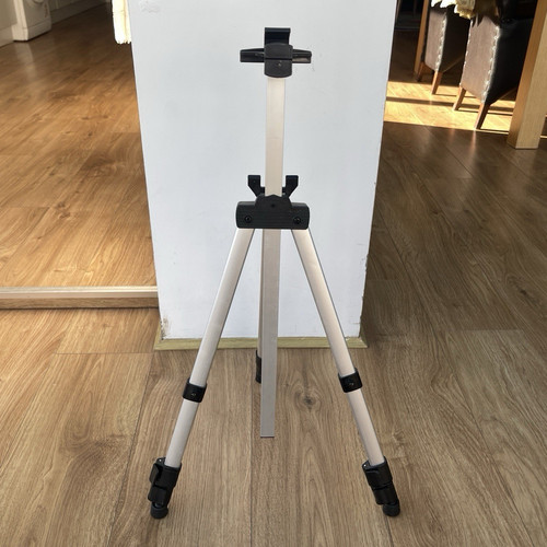 Aluminium adjustable easel - aluminium,