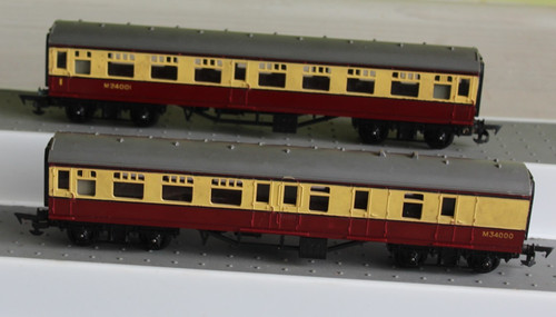 Pair triang coaches - pair, of