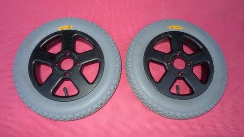 Rear wheels cheng - cheng, shin