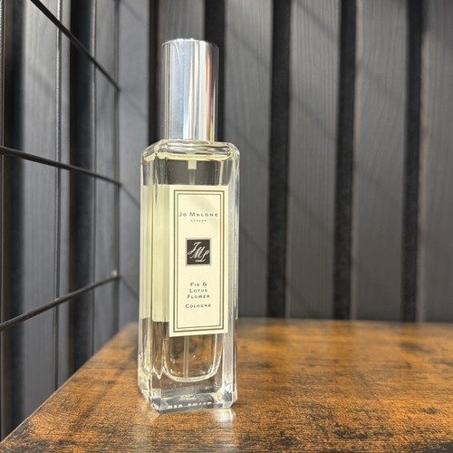 Malone fig lotus flowers - &,