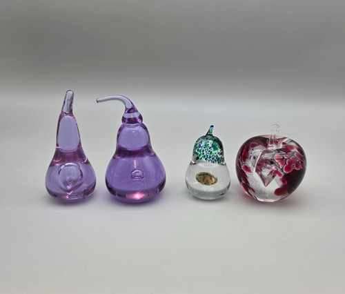 Paperweight four fruit - -,