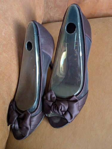 Chocolate suede and mesh open - mesh,