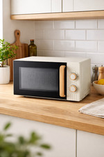 Scandi Cream Microwave 17L