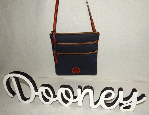 Dooney bourke handbag purse - bourke,
