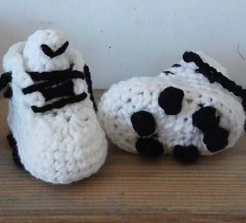 Handmade baby crochet shoes - handmade,