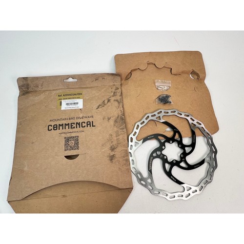 Commencal mountain bike - bike, disc