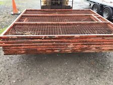 Metal Gates With Mesh