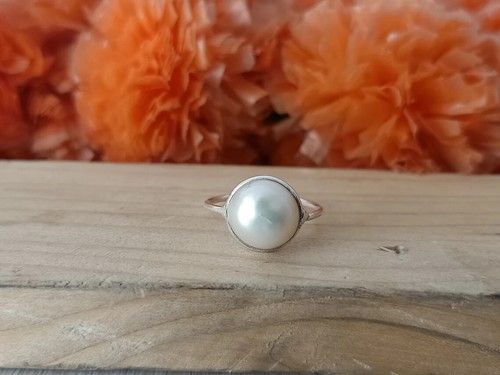 Pretty mother pearl - pretty,