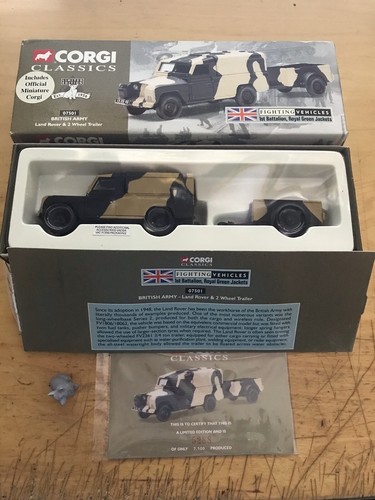 Corgi classics fighting - corgi,
