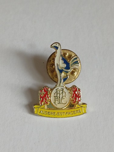 Vintage tottenham hotspur pin - hotspur,