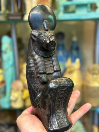 Rare egyptian statue god - rare,