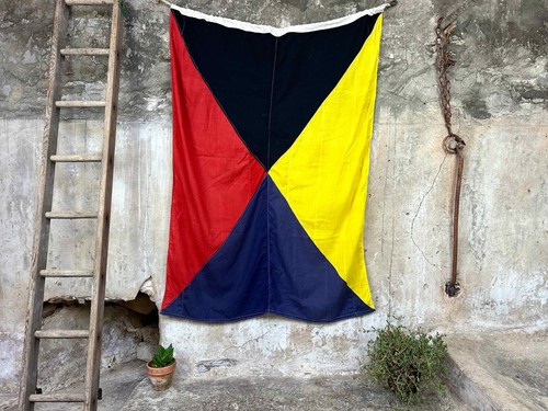 Vintage signal flag letter - signal,
