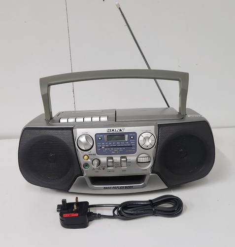 Sony radio cassette player - cd,,