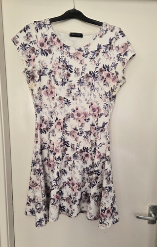 New look size white floral - size, 16