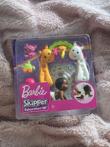 New box barbie skipper - new,