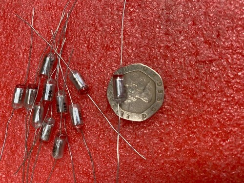 Polystyrene axial capacitor - polystyrene,