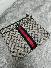 Gucci Supreme GG Messenger Bag