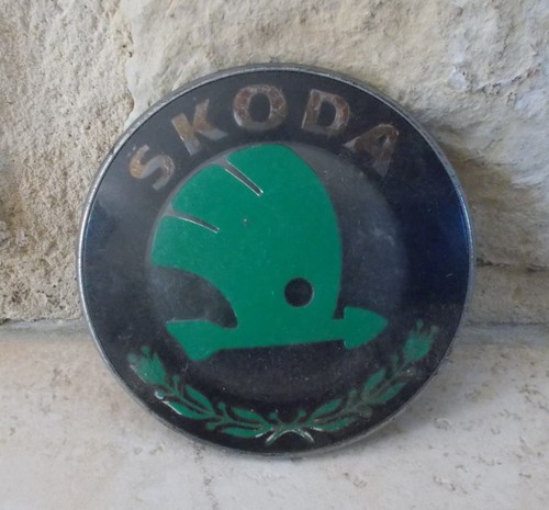 Skoda monogram emblem - skoda, badge
