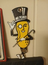 VINTAGE PLANTERS PEANUTS