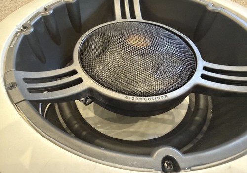 Monitor audio w380 - audio, lcr