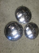 BMC AUSTIN A60 HUB CAPS X 3