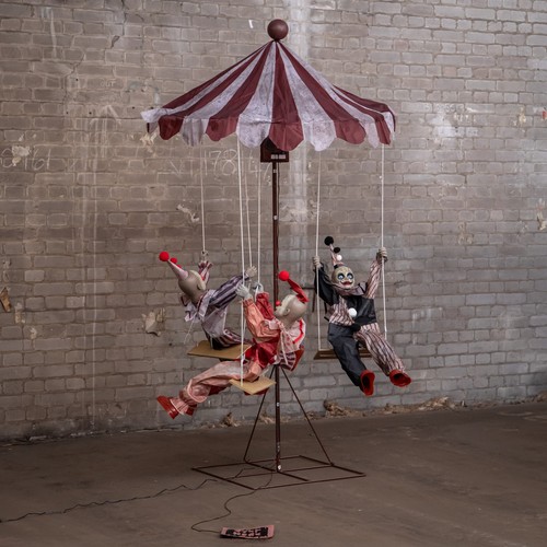 6ft tall clown - 6ft, go-round