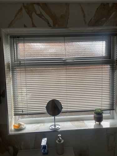 Brushed gliver venetian - venetian, blind