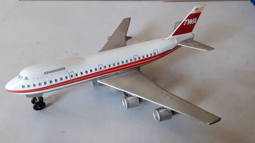 Plastic twa 707 radio ultra - plastic,