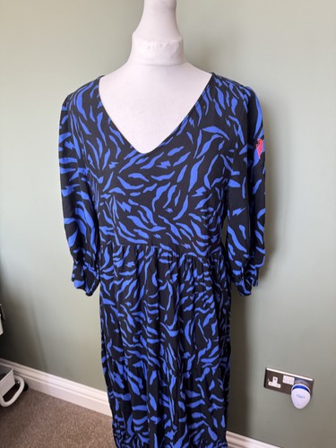 Ladies scamp and - , 12