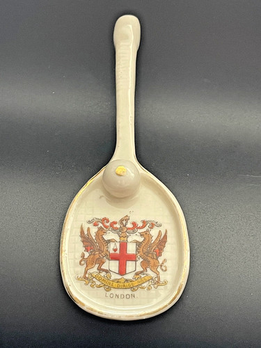 Crested china raquet london - raquet,