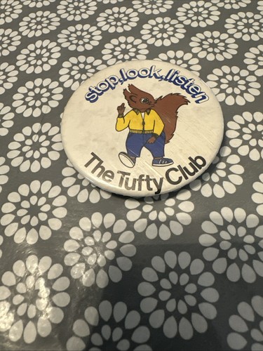 The tufty club vintage badge - club,